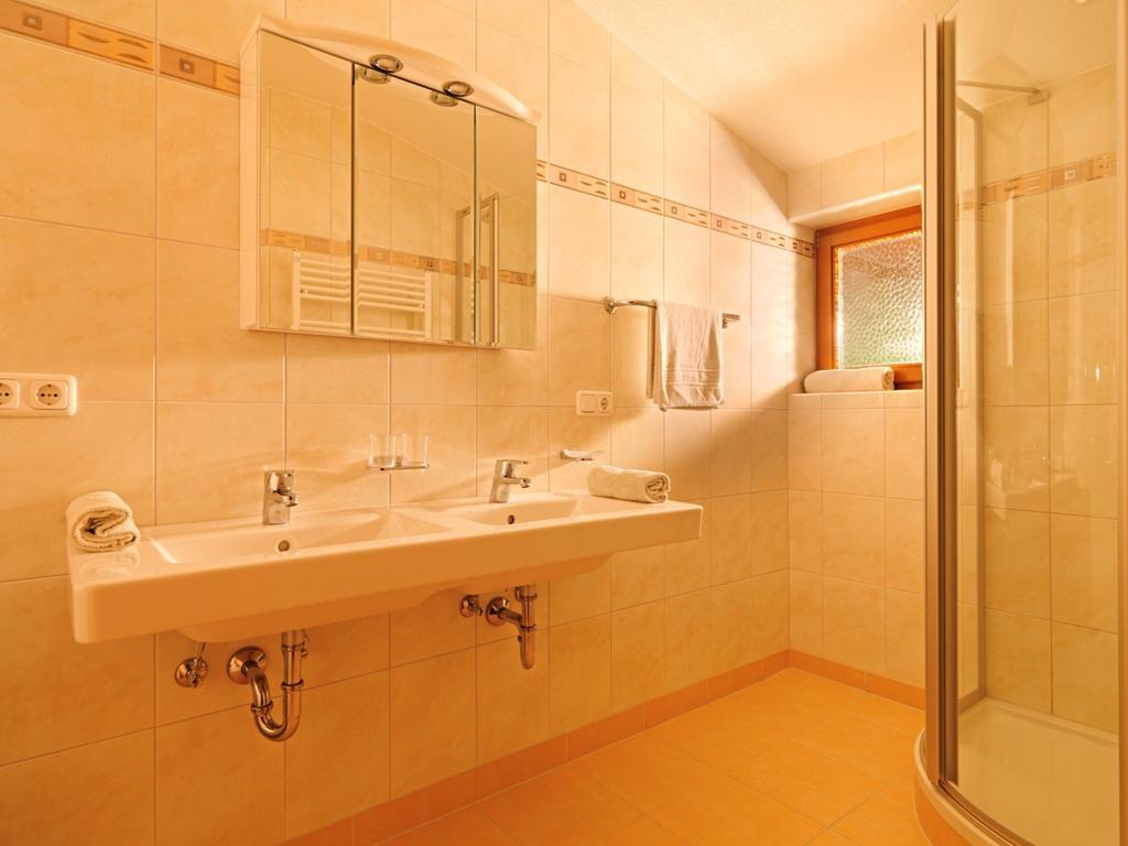 Ferienwohnung Saalbach فيبربرن الغرفة الصورة