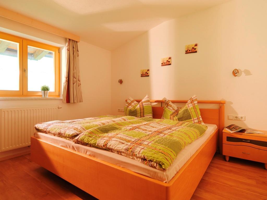 Ferienwohnung Saalbach فيبربرن الغرفة الصورة