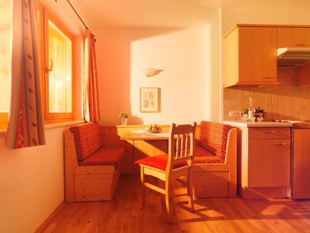 Ferienwohnung Saalbach فيبربرن الغرفة الصورة